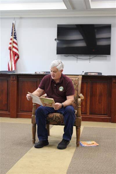 Mayor Reading - Copy (3)